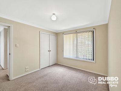 105 Websdale Drive, Dubbo