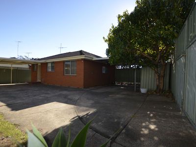 12 Tahlee Crescent, Leumeah