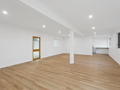 1 / 129 INDUSTRIAL ROAD, Oak Flats