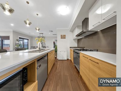 77 Blubell Drive, Craigieburn