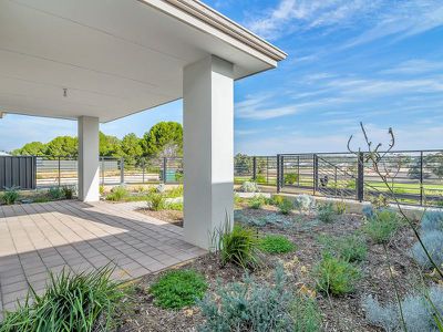 8 Bunker Crescent, Yanchep