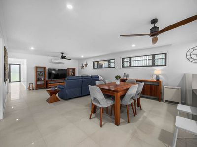 42 Creekside Circuit, Nambour