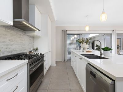 30 Brook Street, Wakerley