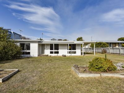 5 Wentworth Street, Beachport