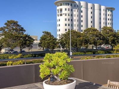 2 / 18 Ommanney Street, Bunbury