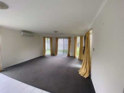 4 Calais Court, Hoppers Crossing