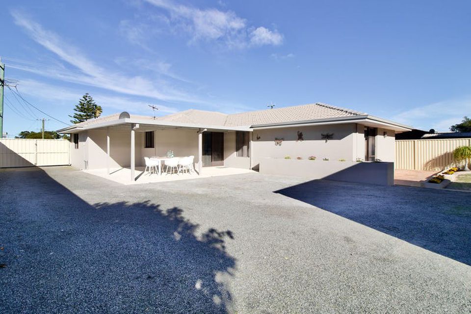 35 Kurrajong Road , Safety Bay