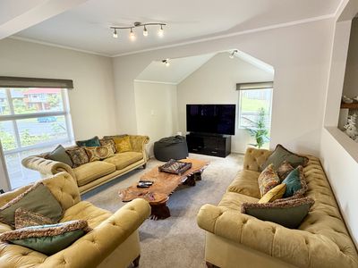 102 Chelsea View Drive, Chatswood