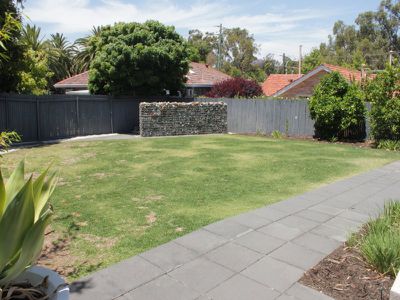 4 Donegal Road, Floreat