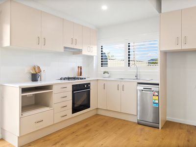 2 Karoo Street, Albion Park Rail