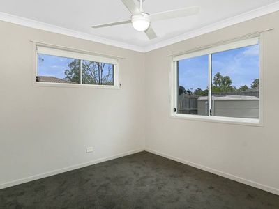 14 Hilltop Crescent, Flagstone