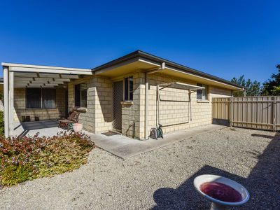 11 / 27 Short street, Millicent