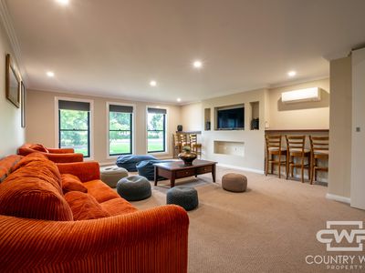 409 Gwydir Highway, Glen Innes