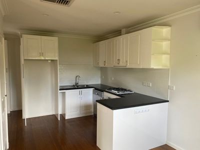 2 Lyrebird Court, Vermont South