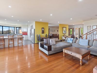 19 Albacore Crescent, Eden