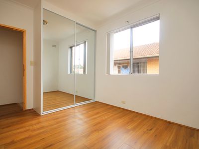 7 / 5 Taylor Street, Lakemba