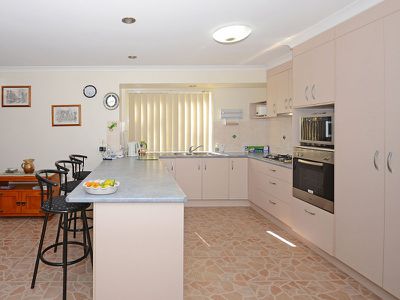 6 ELBOZ COURT, Burrum Heads