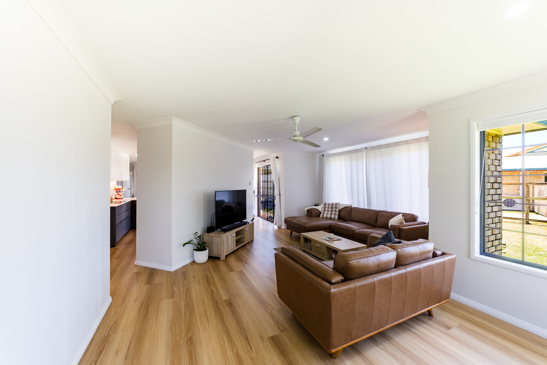 32 Vassallo Drive, Glenella