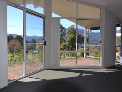 105 Kiewa Valley Highway , Tawonga South