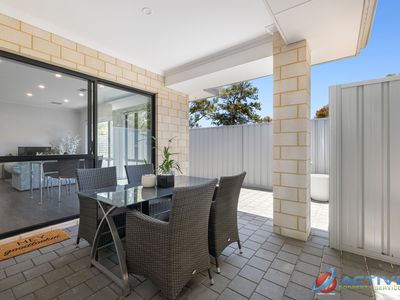 76 Wisteria Parade, Edgewater