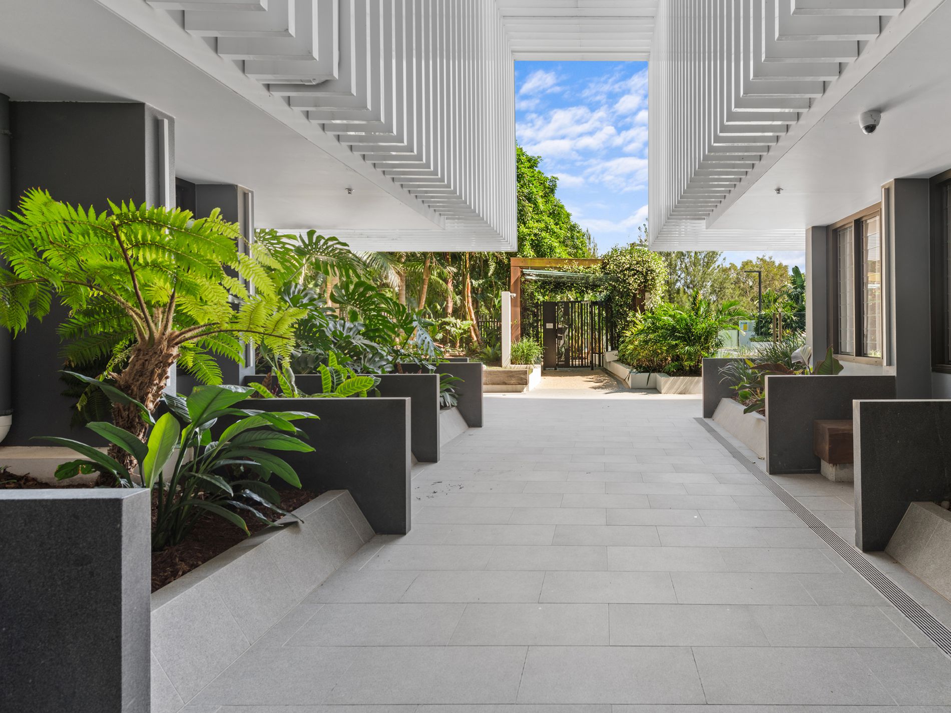 10414 / 320 MacArthur Avenue, Hamilton