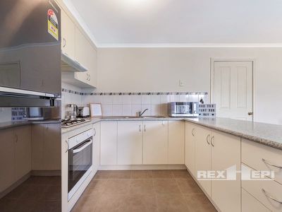Unit 8 / 36 Armadale Drive, Narre Warren