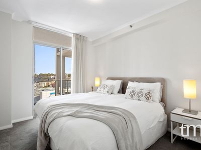 127 / 996 Hay Street, Perth
