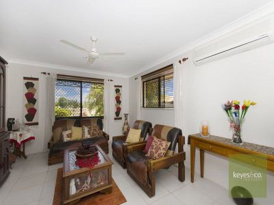 18 Waterlily Circuit, Douglas