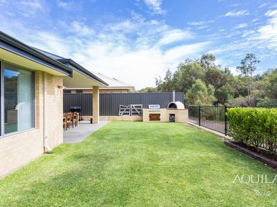 11 Petula Court, Aveley