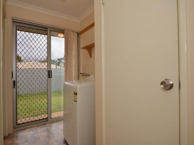 4B O'Connor Way, West Lamington