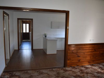 8 Thomas Drive, Mount Burr