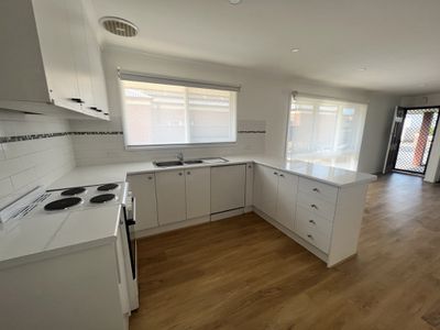 2 / 64 Hope Street, Geelong West