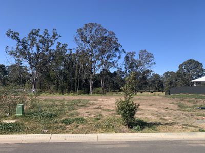 25 Burton Drive, Tahmoor