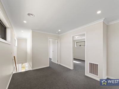 20 Aylesbury Terrace, Werribee