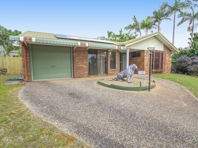 13 BAYVIEW DRIVE, Lammermoor