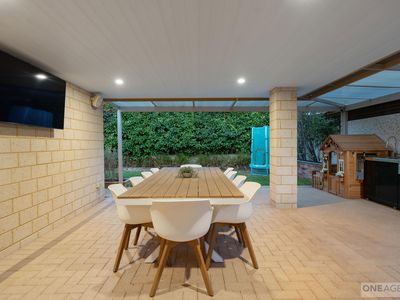 38 Hollins Bend, Madeley