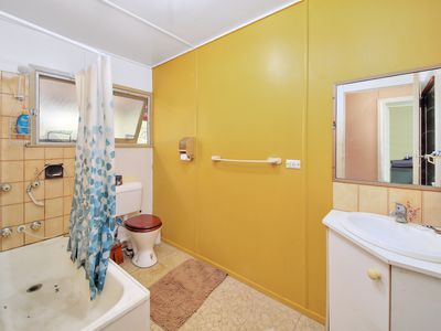 147 Station Road, Woodridge