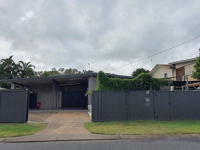 12 Prince Street, Urangan