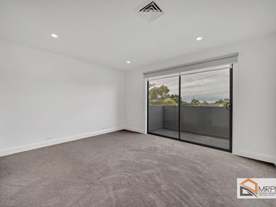 2 Lincoln Drive, Keilor East