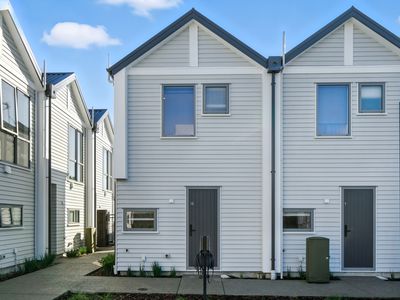 10 / 29 Bampton Street, Burwood