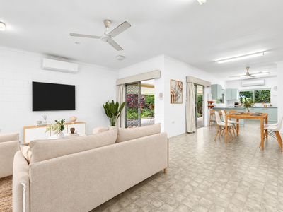 2 Bounty Close, Bentley Park