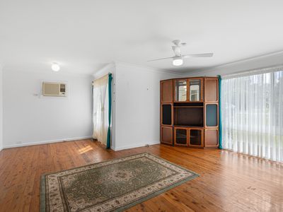 16 Cruickshank Street, Bellbird Heights