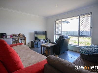 14 Stanbury Drive, Goodna