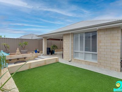 5 Chrysler Approach, Yanchep