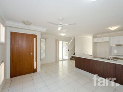 10 / 1 French Street, South Gladstone