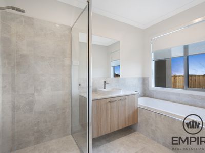 30 Guling Rise, Clyde North