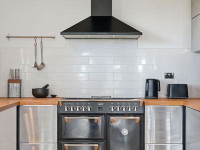 338 Dulcia Road, Gordon