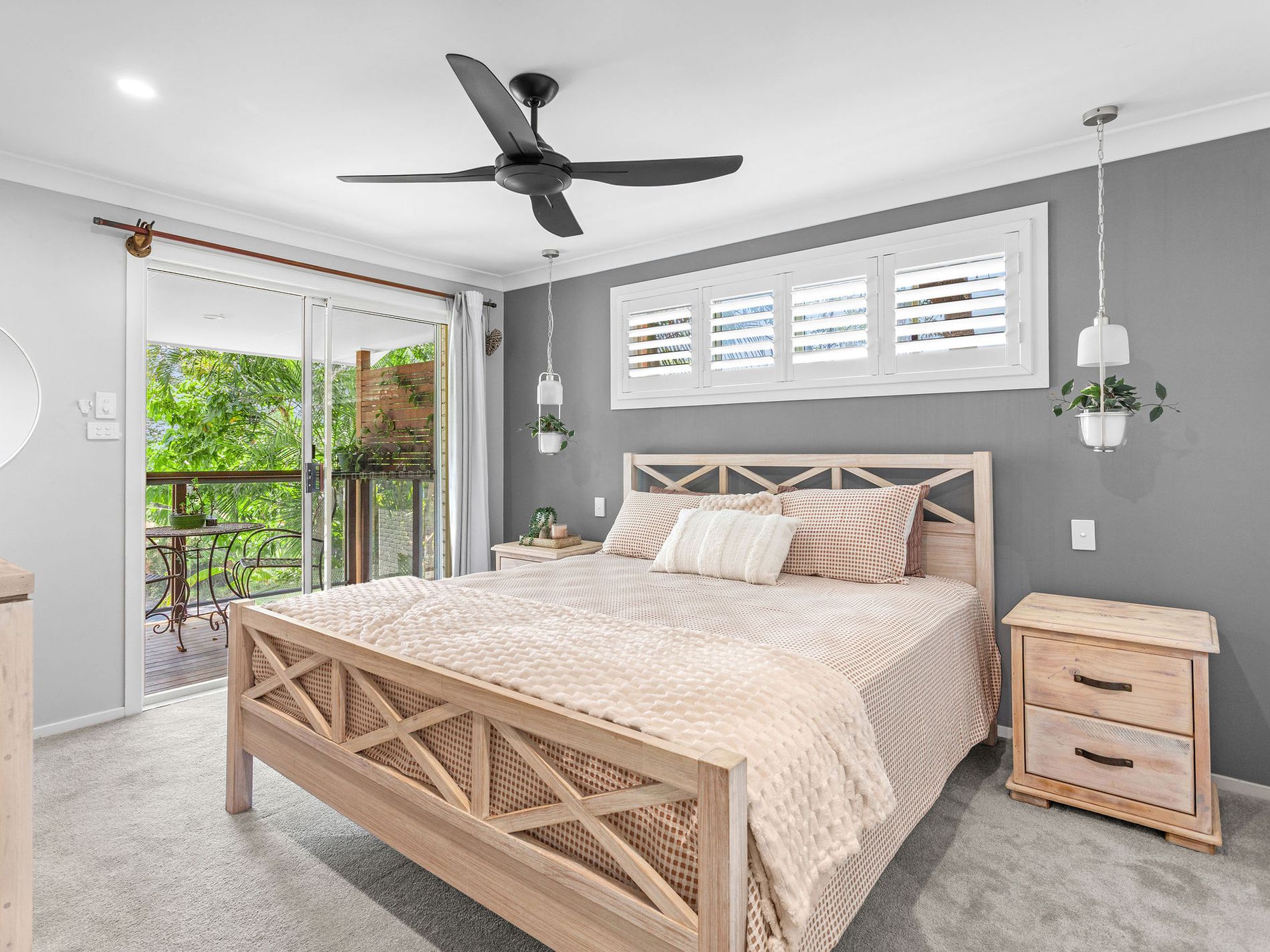 74 South Street, Forster