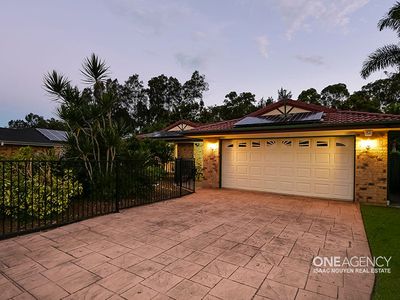 49 Macquarie Cct, Forest Lake