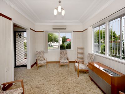 106 Glebe Road, Booval
